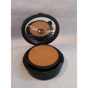 Giorgio Armani Luminous Silk Glow Fusion Powder 11.5 Compact (mirror broken)